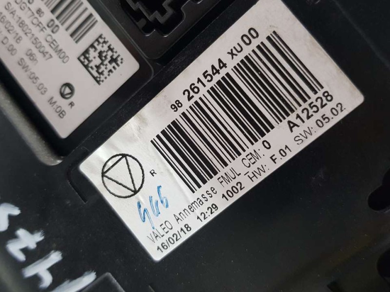 Recambio de sistema navegacion gps para citroën c3 feel referencia OEM IAM 98261544XU00  VALEO