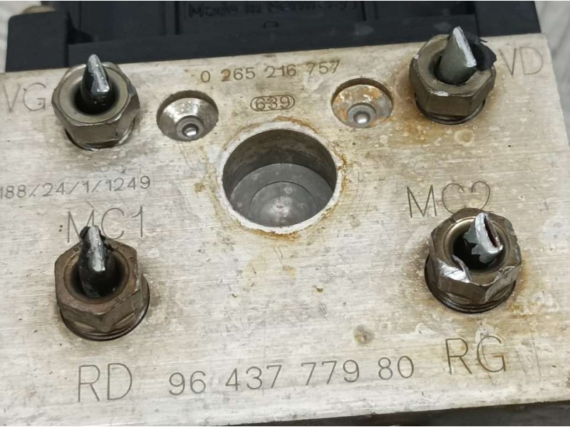 Recambio de abs para peugeot 307 (s1) xn referencia OEM IAM 9643777980 0265216757 BOSCH