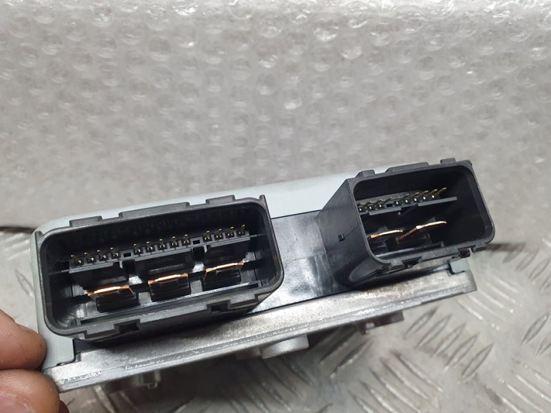 Recambio de modulo electronico para honda cr-v comfort 4x4 referencia OEM IAM 39980T1GR21  