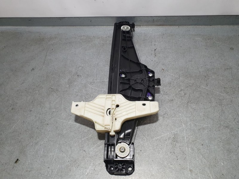 Recambio de elevalunas trasero derecho para ds 7 crossback performance line referencia OEM IAM 9830654080  ELECTRICO