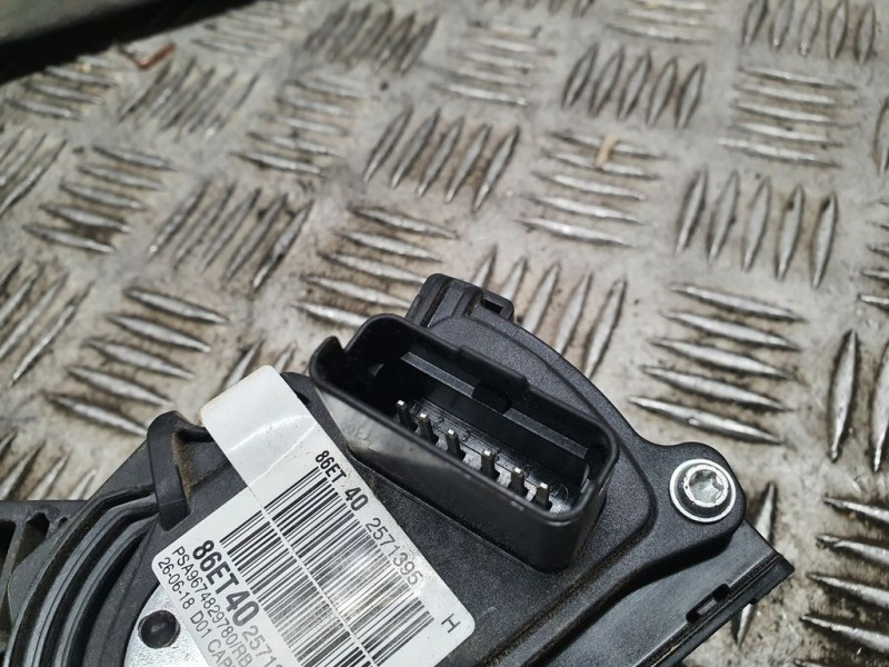 Recambio de potenciometro pedal para peugeot expert furgón pro standard referencia OEM IAM 9674829780 0280755269 