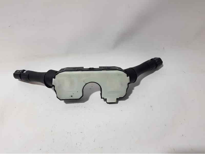 Recambio de mando luces y limpia para nissan juke (f15) tekna referencia OEM IAM 14A01  NILES