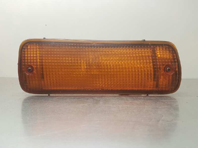 Recambio de piloto delantero izquierdo para toyota land cruiser station (j8) referencia OEM IAM   