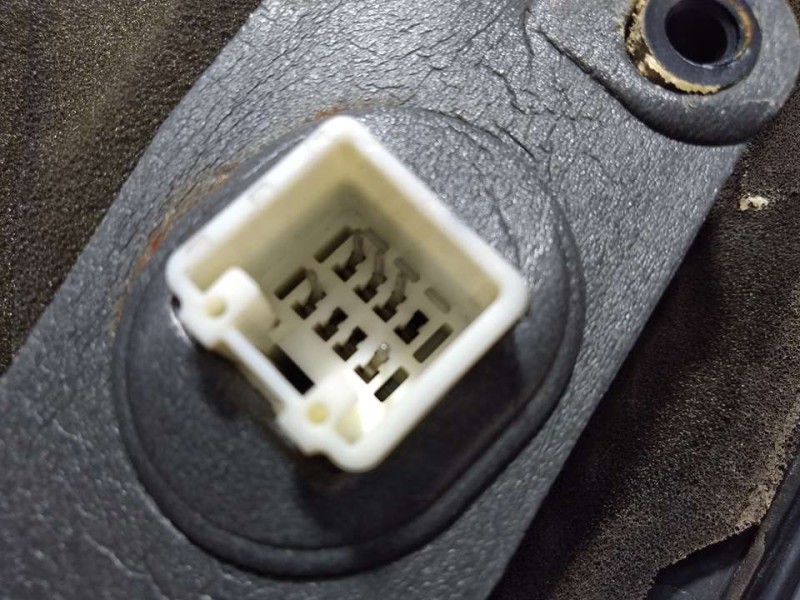 Recambio de retrovisor izquierdo para mazda 2 berlina (dy) 1.4 crtd active referencia OEM IAM DD216918ZEFKZ  ELECTRICO 5 PINES