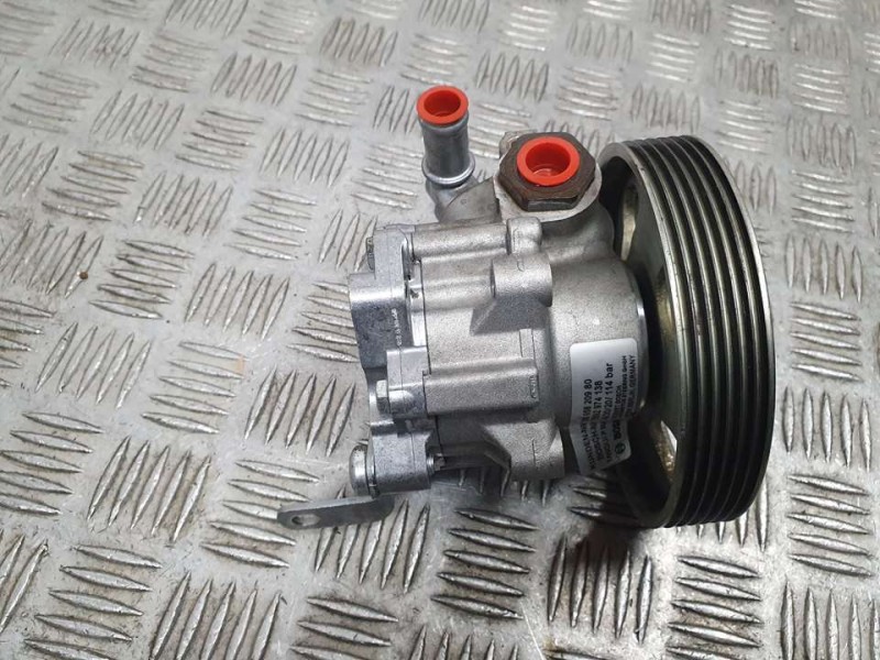 Recambio de bomba direccion para peugeot boxer furgón gran volumen 335 l3h3 pro bluehdi 140 stop&start referencia OEM IAM 980582