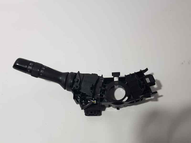 Recambio de mando luces para toyota land cruiser (j15) 2.8 cat referencia OEM IAM 60250 17E711 