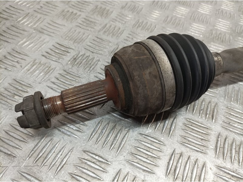 Recambio de transmision delantera izquierda para renault kangoo profesional referencia OEM IAM 8200661555  