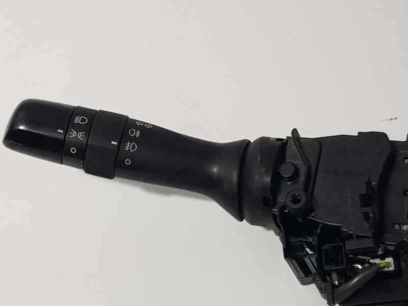 Recambio de mando luces para toyota land cruiser (j15) 2.8 cat referencia OEM IAM 60250 17E711 