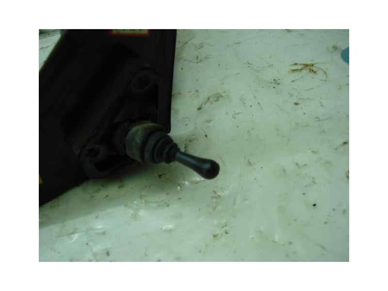 Recambio de retrovisor derecho para hyundai accent (x3) 1.3 gs automático referencia OEM IAM 8760622011CA  MANUAL