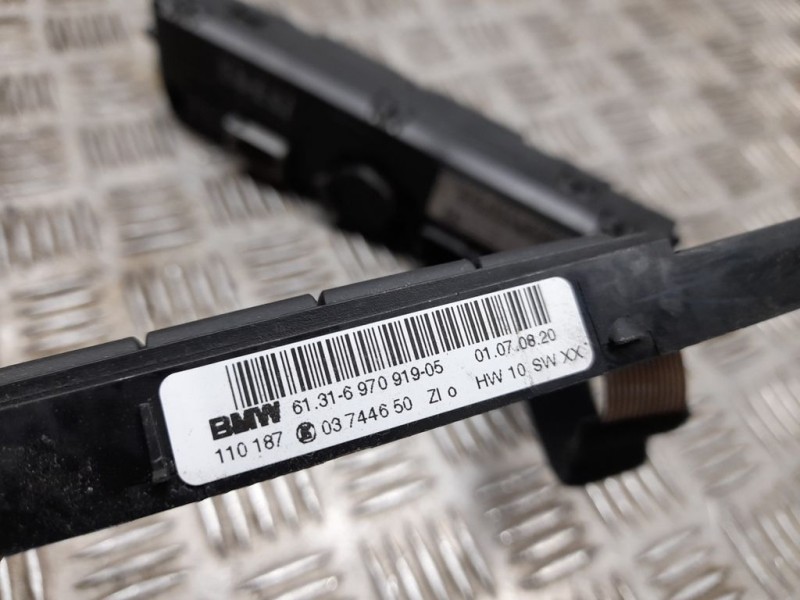 Recambio de mando climatizador para bmw serie 1 berlina (e81/e87) 118d referencia OEM IAM 918228701  