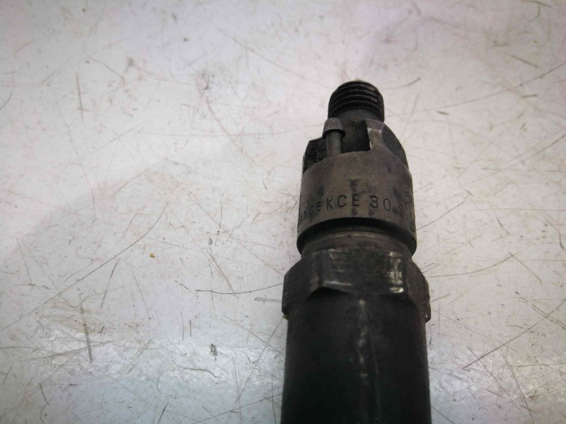 Recambio de inyector para peugeot boxer caja abierta (rs2850)(230)(´02) 2.5 diesel referencia OEM IAM KCE30S5  