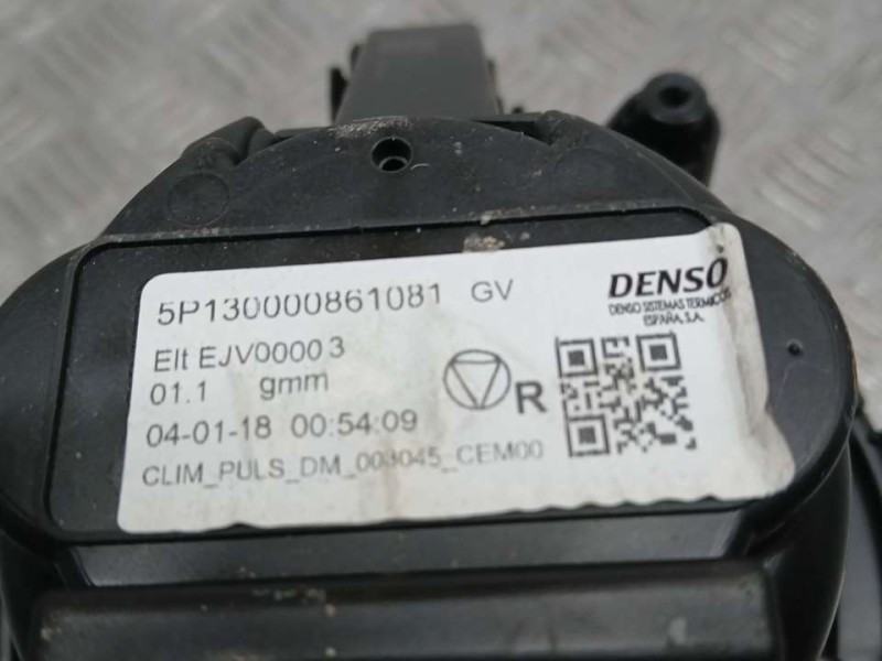 Recambio de motor calefaccion para peugeot 5008 gt line referencia OEM IAM 5P130000861081 EJV00003 DENSO