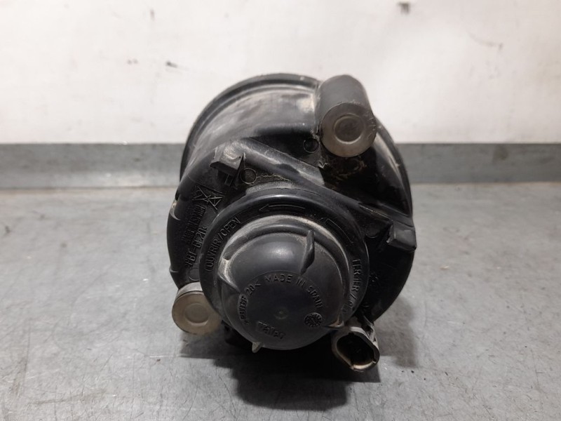 Recambio de faro antiniebla izquierdo para renault megane i fase 2 classic (la..) 1.9 d rt referencia OEM IAM 7700420127 6773690