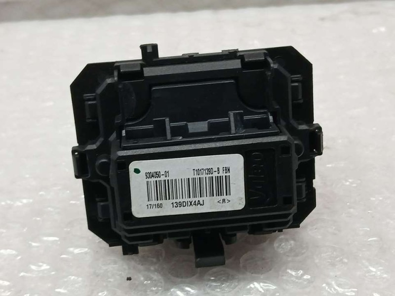 Recambio de resistencia calefaccion para peugeot 5008 gt line referencia OEM IAM 930405001 T1017139D 