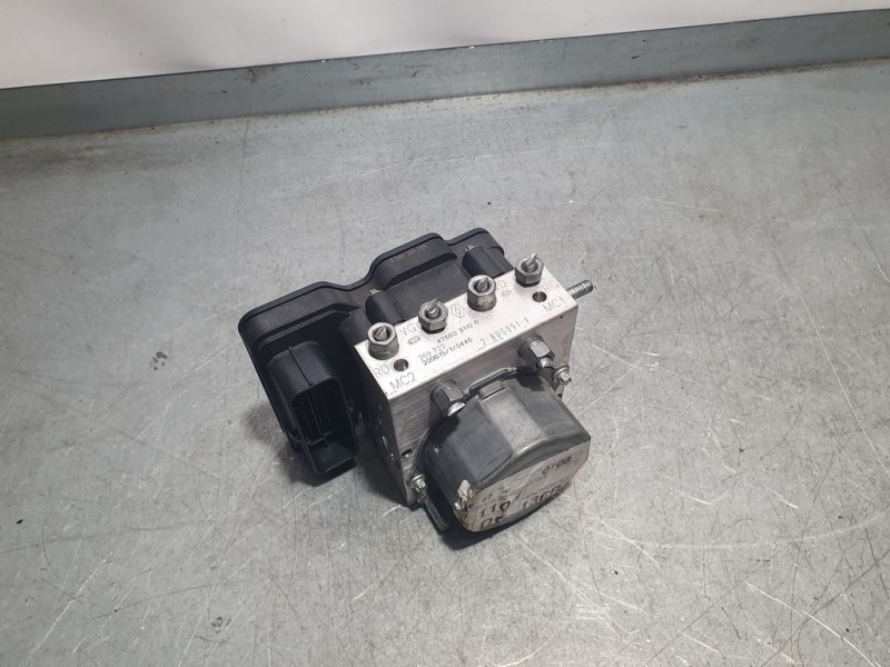 Recambio de abs para dacia sandero comfort referencia OEM IAM 476609110R 269722 BOSCH
