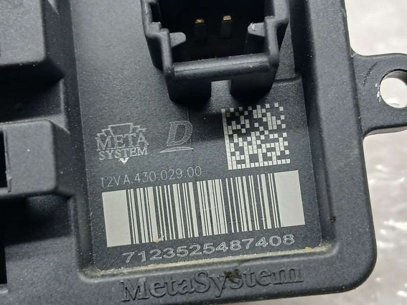 Recambio de resistencia calefaccion para peugeot 5008 gt line referencia OEM IAM 43002900 7123525487408 META SYSTEM