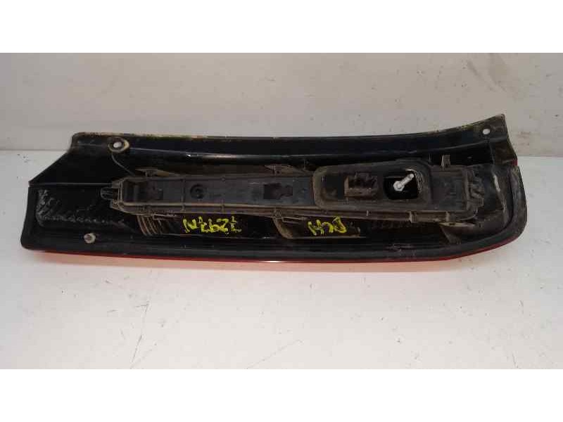 Recambio de piloto trasero derecho para ford fiesta (cbk) fun referencia OEM IAM   