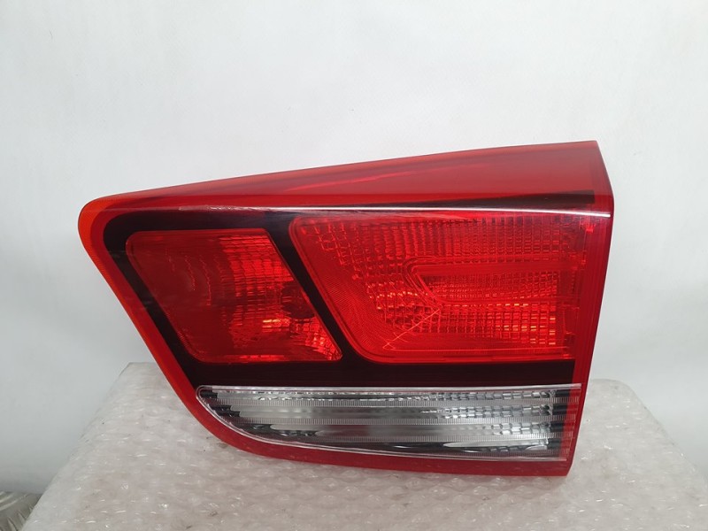 Recambio de piloto trasero derecho para kia rio (yb) hibrid referencia OEM IAM 92404H8  INTERIOR