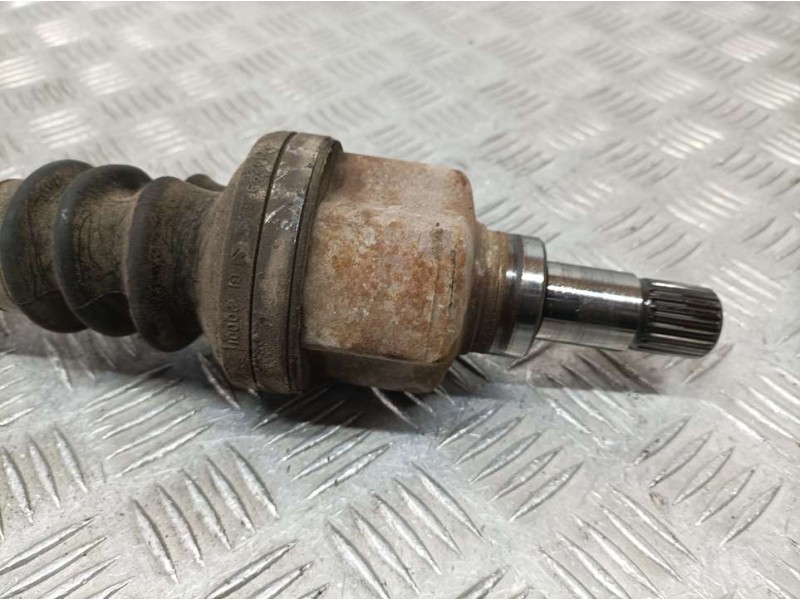 Recambio de transmision delantera izquierda para peugeot 307 (s1) xn referencia OEM IAM 9686786780  