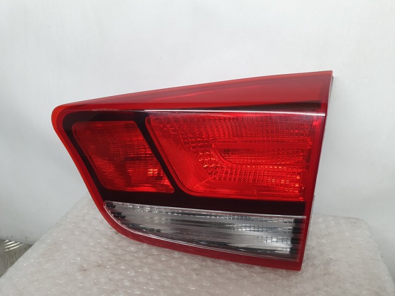 Recambio de piloto trasero derecho para kia rio (yb) hibrid referencia OEM IAM 92404H8  INTERIOR