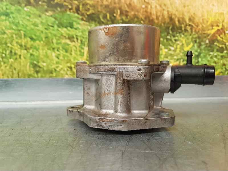 Recambio de depresor freno / bomba vacio para renault kangoo profesional referencia OEM IAM 146505272R 705641000 PIERBURG