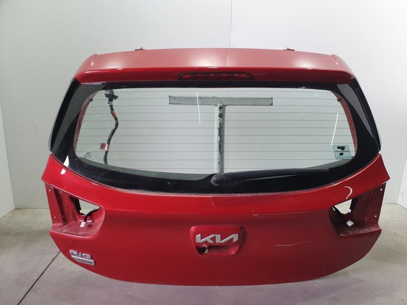 Recambio de porton trasero para kia rio (yb) hibrid referencia OEM IAM 73700H8000  RAYADO