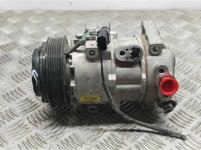 Recambio de compresor aire acondicionado para kia stonic (ybcuv) tech referencia OEM IAM DVE12N  DOOWAN POLEA TOCADA