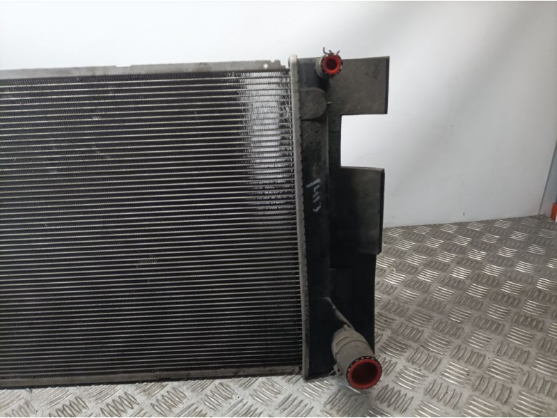 Recambio de radiador agua para toyota auris active referencia OEM IAM 4221336512  