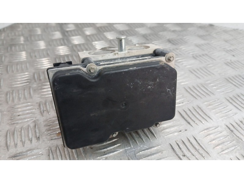 Recambio de abs para nissan almera ii (n16) 1.5 referencia OEM IAM 47660BN820 BOSCH 0265231415