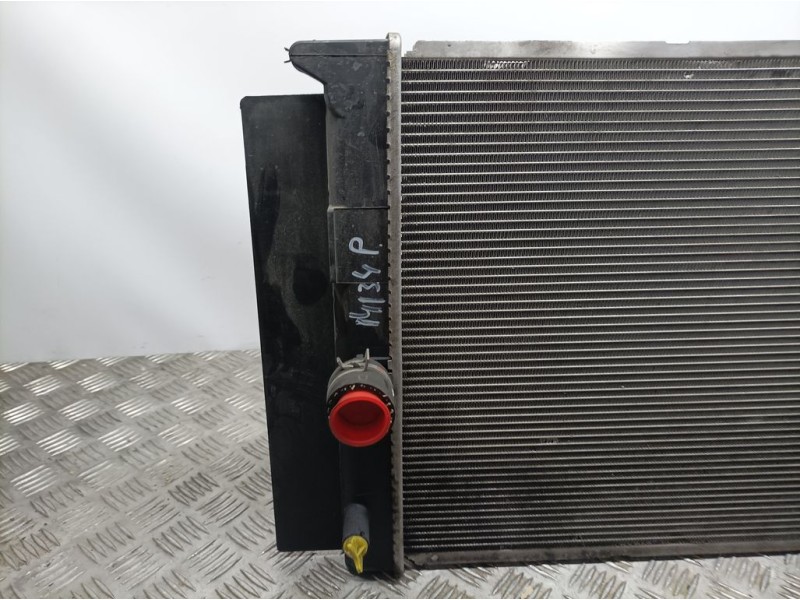 Recambio de radiador agua para toyota auris active referencia OEM IAM 4221336512  