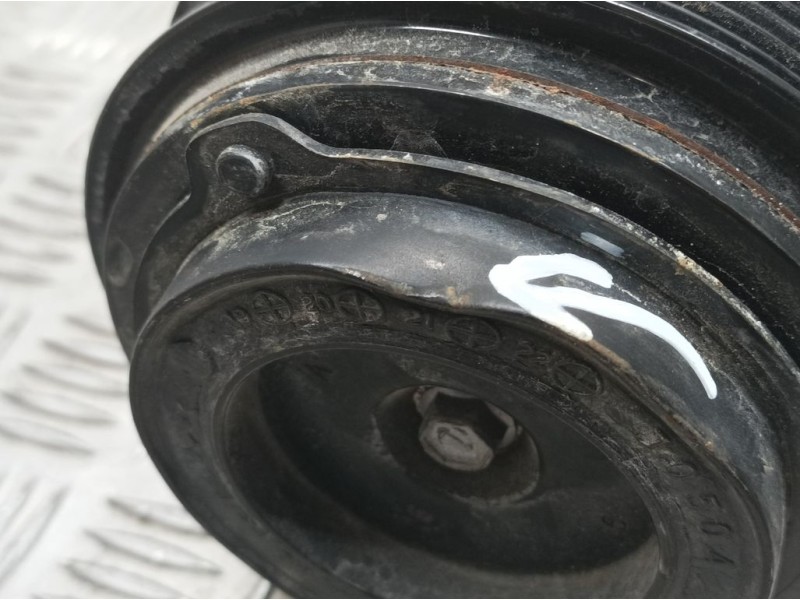 Recambio de compresor aire acondicionado para kia stonic (ybcuv) tech referencia OEM IAM DVE12N  DOOWAN POLEA TOCADA