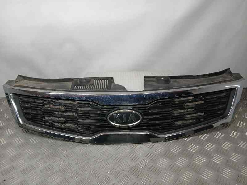 Recambio de rejilla delantera para kia cee´d sporty wagon lx referencia OEM IAM 863511H500  