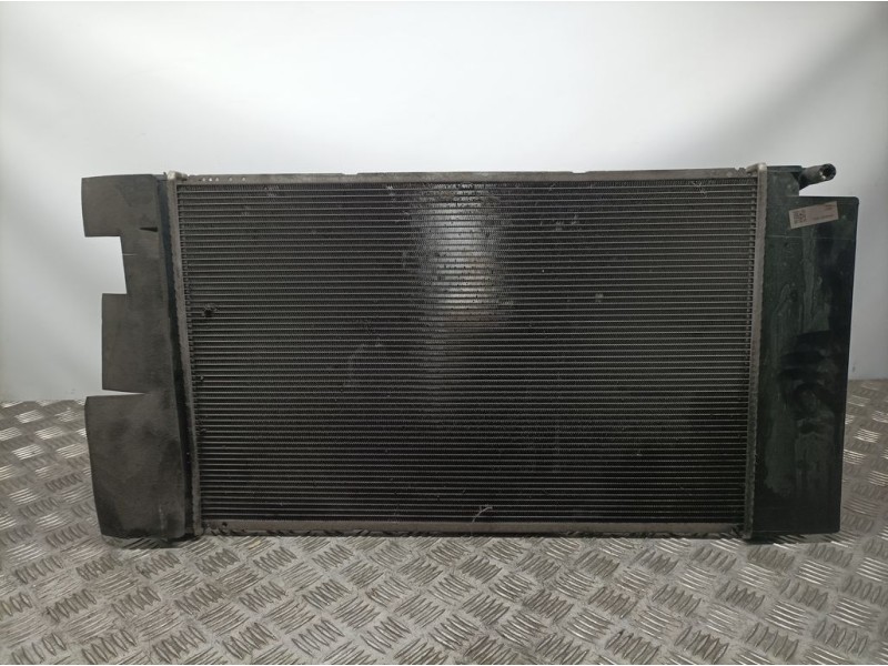 Recambio de radiador agua para toyota auris active referencia OEM IAM 4221336512  