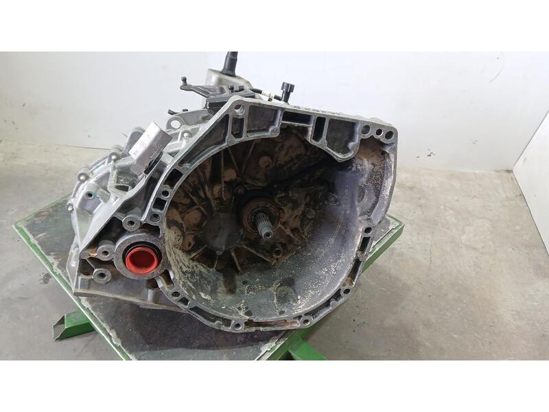 Recambio de caja cambios para nissan qashqai (j11) tekna referencia OEM IAM TL4162 B032161 6VELOCIDADES