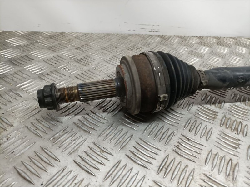 Recambio de transmision delantera derecha para toyota auris active referencia OEM IAM 4341002571  