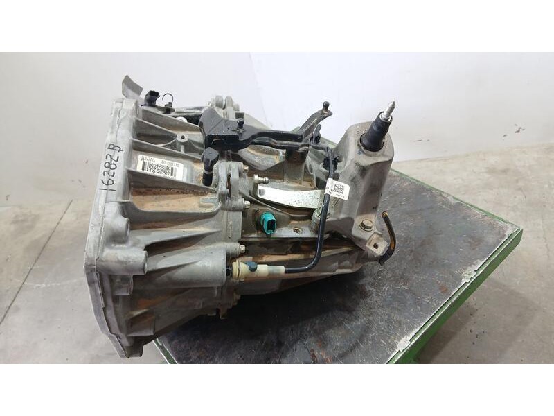 Recambio de caja cambios para nissan qashqai (j11) tekna referencia OEM IAM TL4162 B032161 6VELOCIDADES