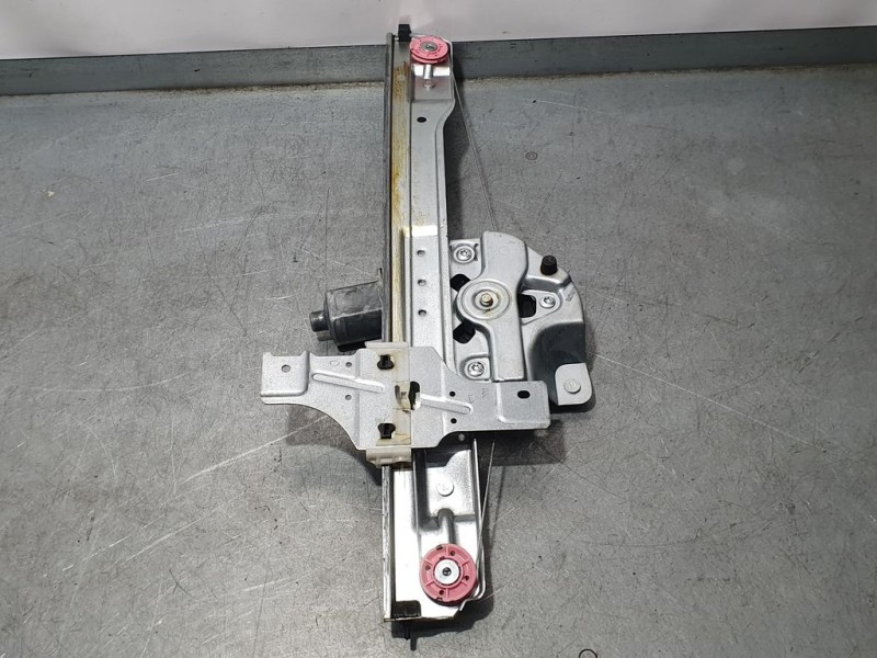 Recambio de elevalunas delantero derecho para peugeot 208 style referencia OEM IAM 9673154380 A002C501 HILEX ELECTRICO 2 PINS
