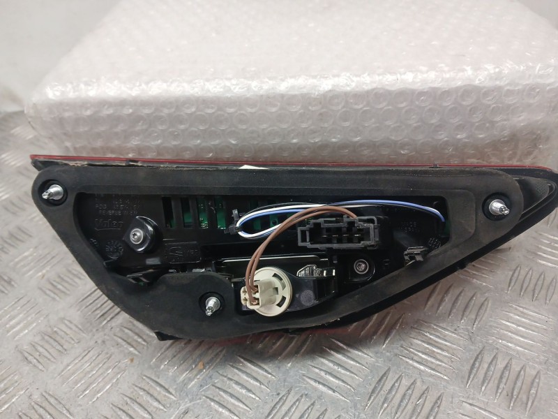 Recambio de piloto trasero derecho interior para seat leon (5f1) 1.4 tsi referencia OEM IAM 5F0945308J ROZADO 