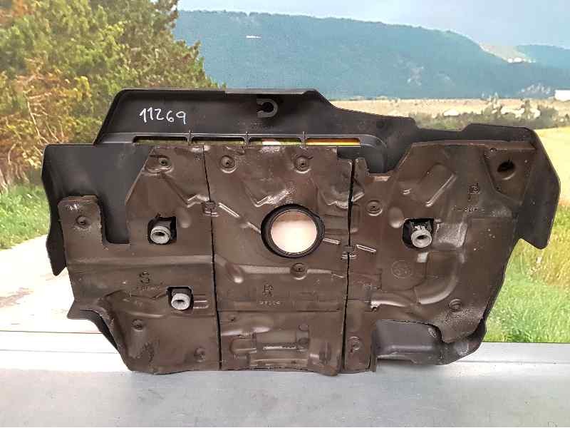 Recambio de tapa motor para toyota auris active referencia OEM IAM   