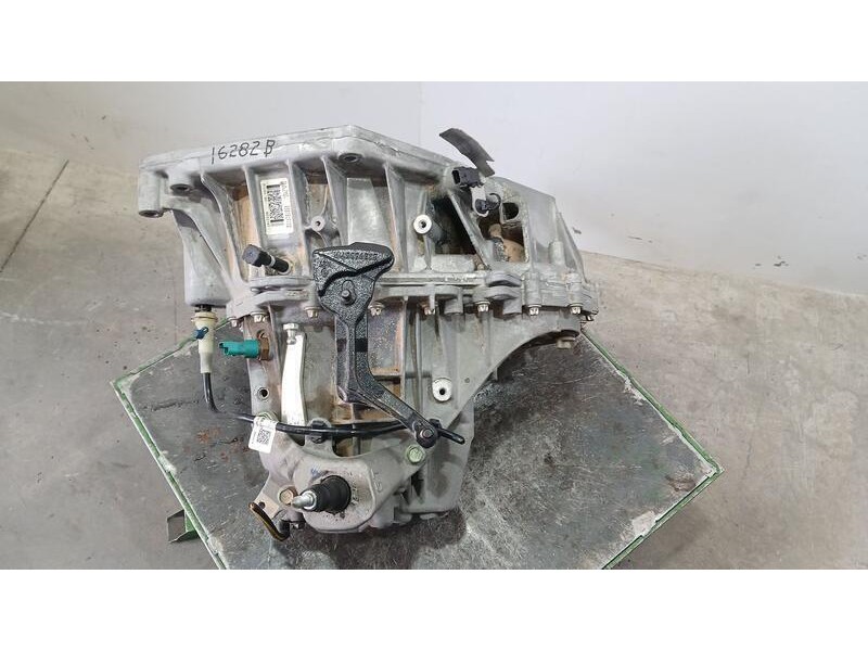 Recambio de caja cambios para nissan qashqai (j11) tekna referencia OEM IAM TL4162 B032161 6VELOCIDADES