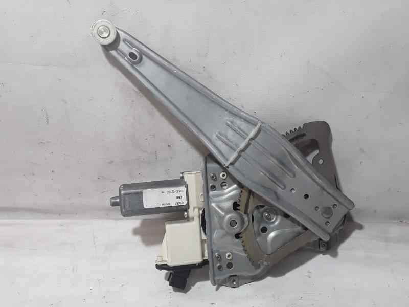 Recambio de elevalunas trasero derecho para toyota corolla (e12) 1.4 d-4d luna compact referencia OEM IAM  6 PINS ELECTRICO