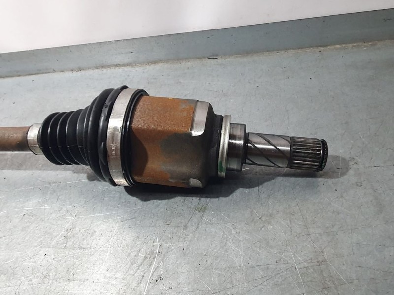 Recambio de transmision delantera derecha para dacia sandero comfort referencia OEM IAM 391008333R  