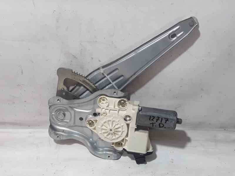 Recambio de elevalunas trasero derecho para toyota corolla (e12) 1.4 d-4d luna compact referencia OEM IAM  6 PINS ELECTRICO