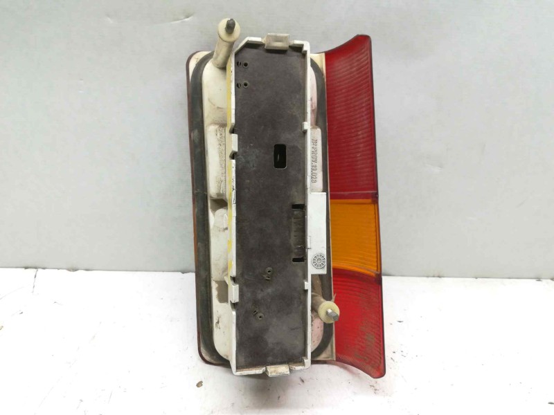 Recambio de piloto trasero izquierdo para seat terra referencia OEM IAM   