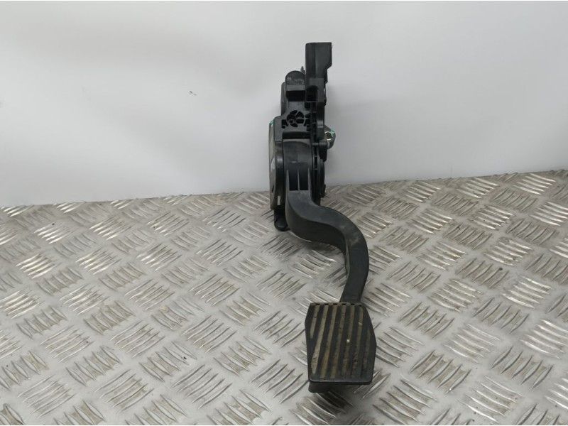 Recambio de potenciometro pedal para peugeot bipper básico referencia OEM IAM 5180577 0281755105 BOSCH