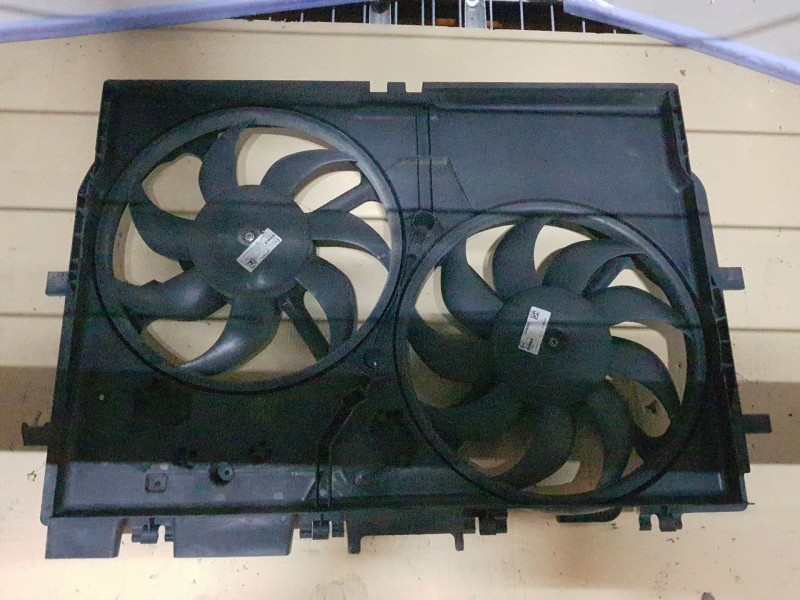 Recambio de electroventilador para peugeot boxer furgón gran volumen 335 l3h3 pro bluehdi 140 stop&start referencia OEM IAM 1399