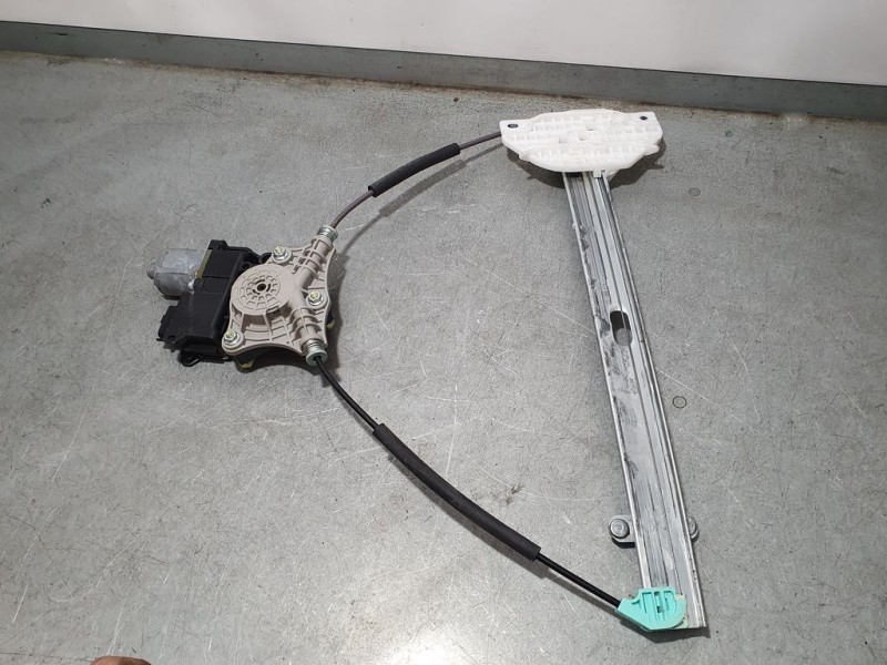 Recambio de elevalunas delantero izquierdo para kia stonic (ybcuv) tech referencia OEM IAM 82450H8010  ELECTRICO 6 PINS