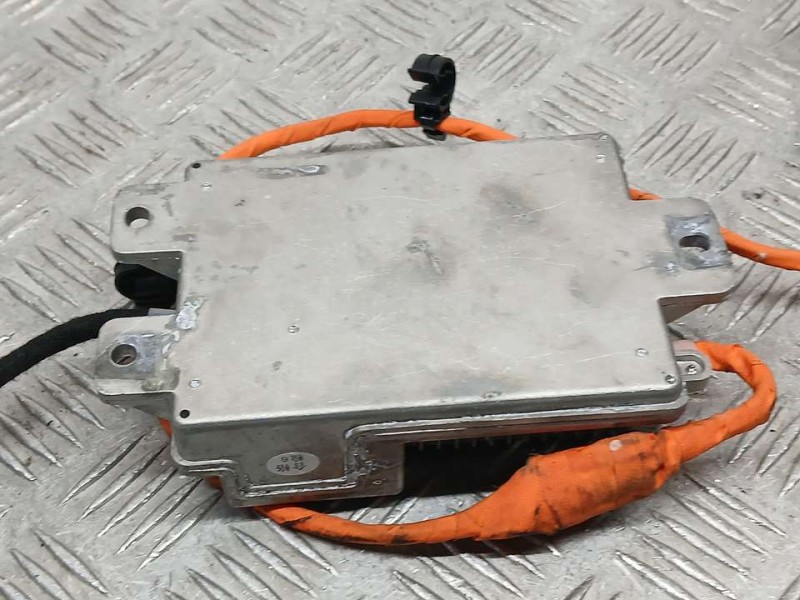 Recambio de modulo electronico para peugeot 5008 gt line referencia OEM IAM 9813665480  CONVERTIDOR CORRIENTE 220V 120W