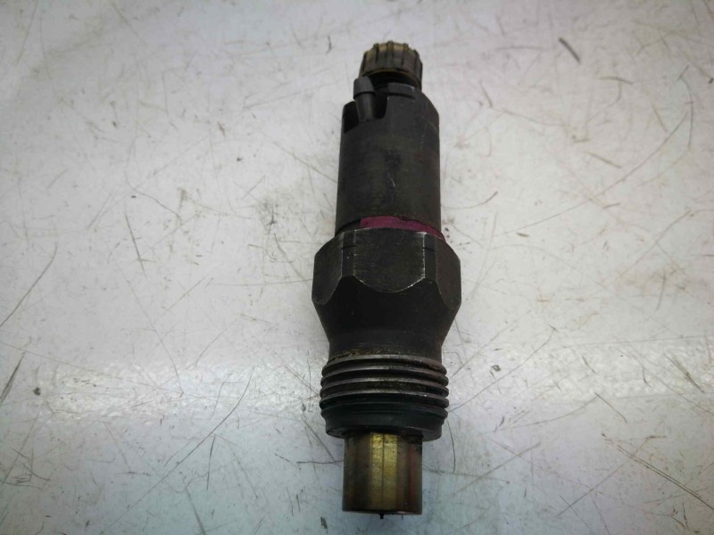 Recambio de inyector para renault clio ii fase i (b/cbo) 1.9 diesel referencia OEM IAM LCR6735404  LUCAS