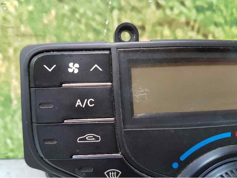 Recambio de mando climatizador para hyundai i30 classic referencia OEM IAM   TOCADO VER FOTOS
